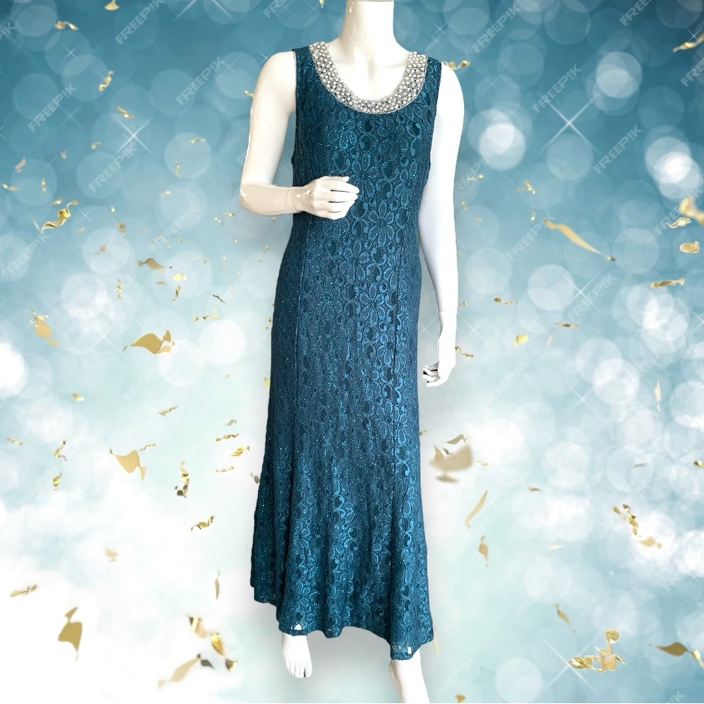 NY COLLECTION SPARKLY TEAL LACE EVENING GOWN & PEARL NECKLINE. WOMEN’S SIZE L